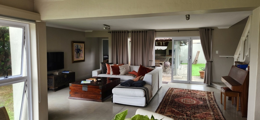 To Let 3 Bedroom Property for Rent in Kleinmond Western Cape